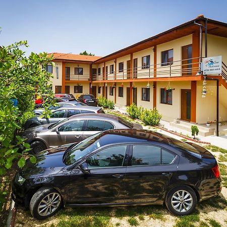 Hotel Casa Tudorascu Vama Veche Esterno foto